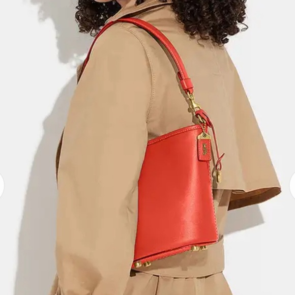 COACH Dakota Bucket Bag 16 Glovetanned Leather In Sun Orange Crossbody - Picture 5 of 6